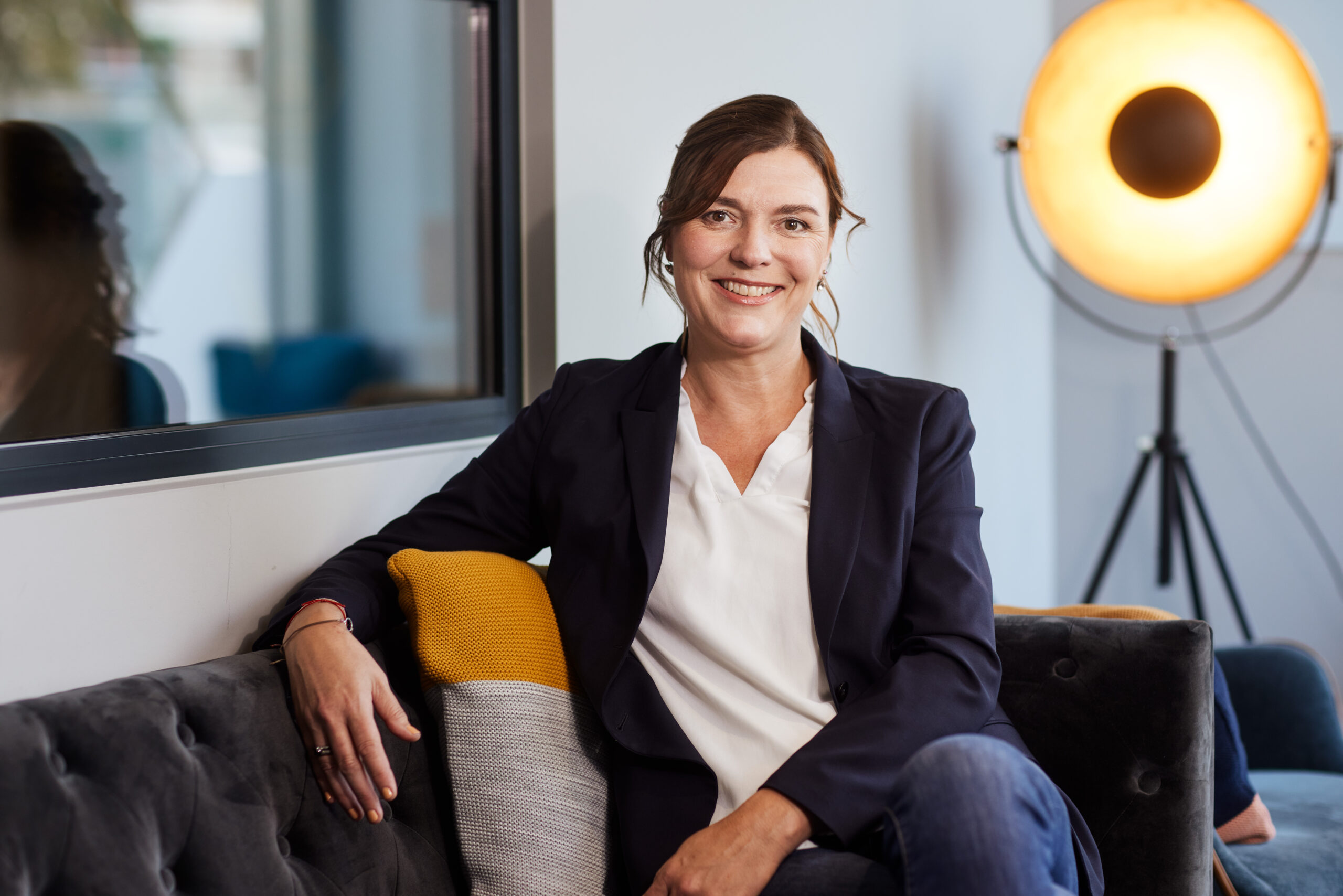 Porträt von Christina Wiedemeyer in Farbe